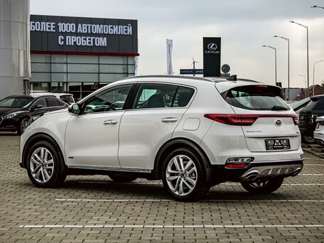2019 Kia Sportage IV Рестайлинг, белый, 2325000 рублей, вид 4