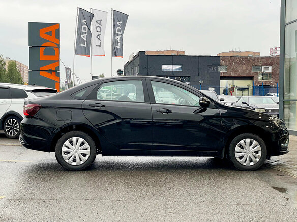 2026 Lada (ВАЗ) Vesta I Рестайлинг (NG), чёрный, 1685000 рублей - вид 3