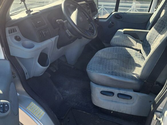 2013 Ford Transit, серебристый, 1400000 рублей - вид 8