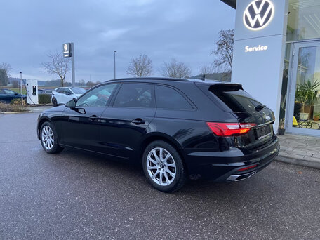 2022 Audi A4 35 TFSI V (B9) Рестайлинг, чёрный, 2875396 рублей, вид 4