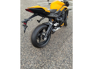 2025 Triumph Street Triple, жёлтый, 1200000 рублей, вид 3