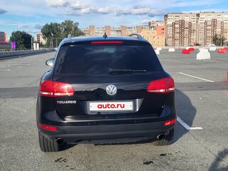 2013 Volkswagen Touareg II, чёрный, 1710000 рублей, вид 2