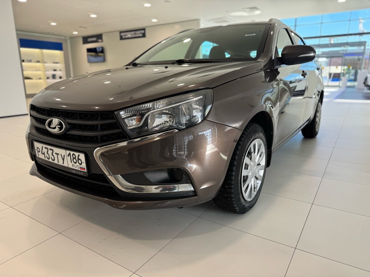 Открыть фотографии: Lada (ВАЗ) Vesta I