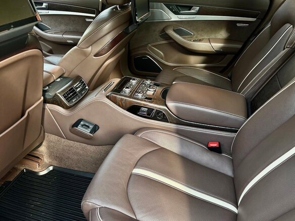 2013 Audi A8 Long III (D4), чёрный, 3900000 рублей - вид 13