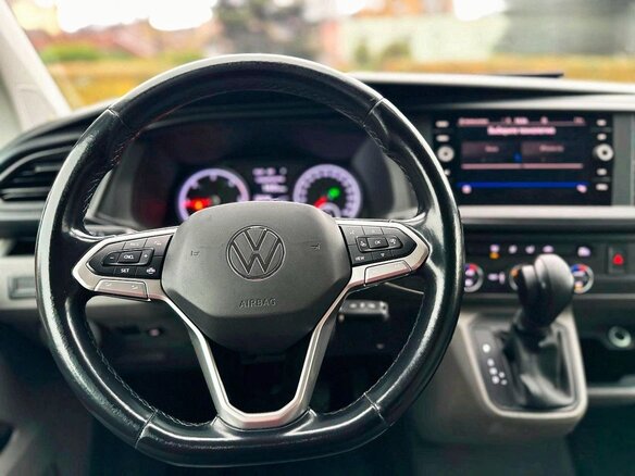 2022 Volkswagen Caravelle Long T6 Рестайлинг, серый - вид 13
