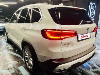 2021 BMW X5 30d IV (G05/G18), белый, 7100000 рублей, вид 4