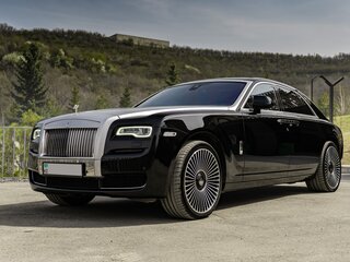 2015 Rolls-Royce Ghost I Рестайлинг (Series II), чёрный, 14500000 рублей, вид 1