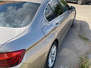 2010 BMW 5 серии 525d VI (F10/F11/F07), серебристый, 1700000 рублей, вид 3