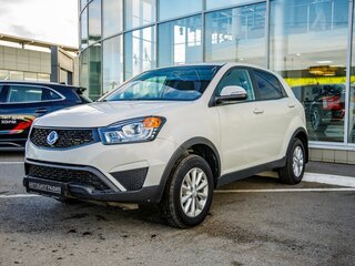 2014 SsangYong Actyon II Рестайлинг, белый, 998000 рублей, вид 3