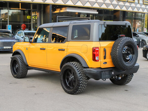 2021 Ford Bronco VI, жёлтый, 6847128 рублей - вид 6