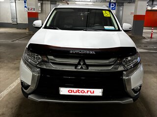 2015 Mitsubishi Outlander III Рестайлинг 2, белый, 1980000 рублей, вид 2