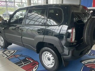 2026 Lada (ВАЗ) Niva Travel I Рестайлинг, чёрный, 1404810 рублей, вид 5