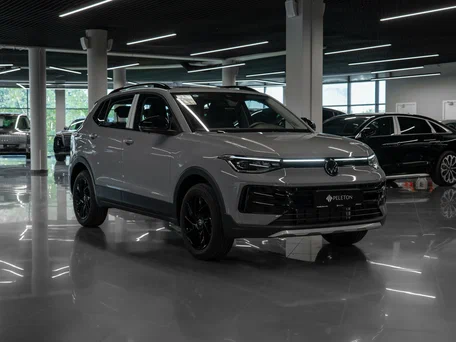 2025 Volkswagen Tharu XR 300 TSI, серый, 3140000 рублей, вид 2