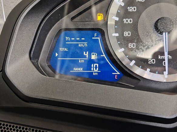 2025 Honda GL 1800 Gold Wing, серебристый, 3249000 рублей - вид 8