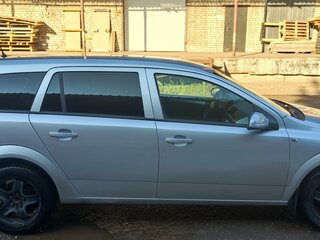 2011 Opel Astra H Рестайлинг, серебристый, 500000 рублей, вид 2