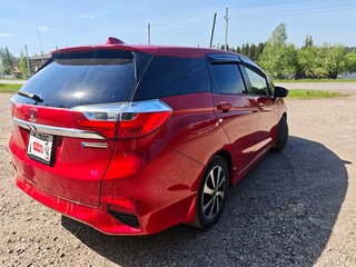 2018 Honda Shuttle II, красный, 1300000 рублей, вид 2