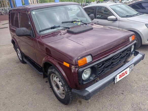 2013 Lada (ВАЗ) 2121 (4x4) I Рестайлинг, пурпурный, 330000 рублей - вид 3