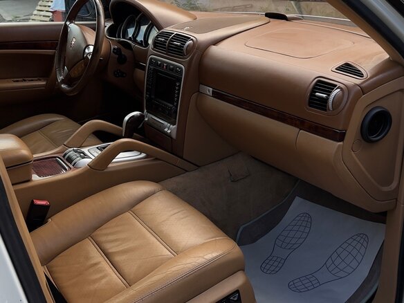 2005 Porsche Cayenne Turbo I (955), белый, 700000 рублей - вид 5