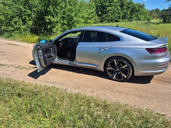 2018 Volkswagen Arteon I, серый, 2650000 рублей - вид 9