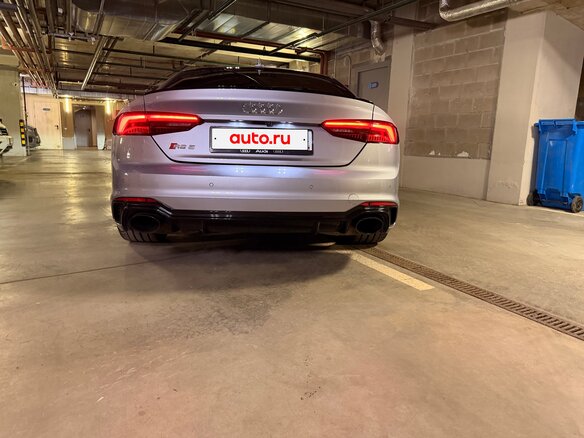 2019 Audi RS 5 II (F5), серебристый, 5400000 рублей - вид 6