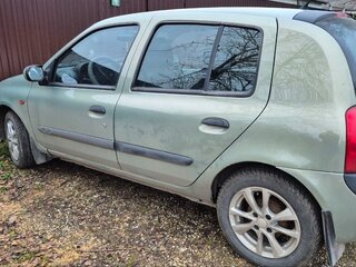 2002 Renault Clio II Рестайлинг, зелёный, 310000 рублей, вид 3