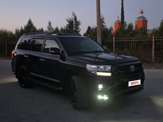 2015 Toyota Land Cruiser 200 Series Рестайлинг 2, чёрный, 5300000 рублей, вид 1