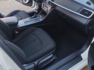 2020 Kia Optima IV Рестайлинг, белый, 1865000 рублей, вид 3