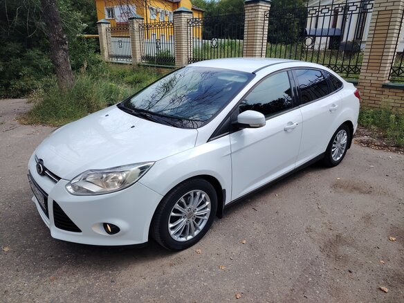 2013 Ford Focus III, белый, 800000 рублей - вид 8