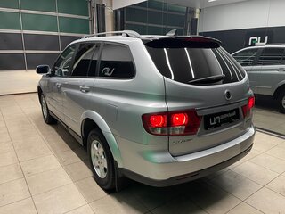 2011 SsangYong Kyron 6-speed I Рестайлинг, серебристый, 650000 рублей, вид 4