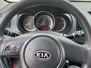 2009 Kia Cerato 5-speed II, чёрный, 700000 рублей, вид 5