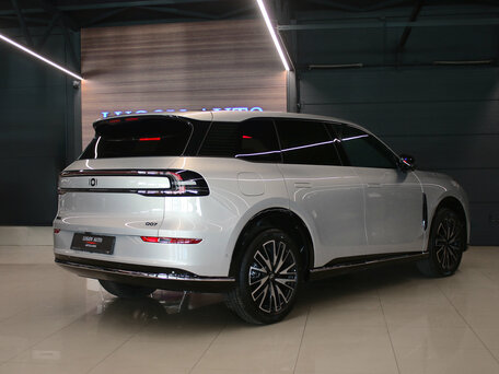 2026 Changan Qiyuan Q07 31.7 kWh, серебристый, 3790000 рублей, вид 4