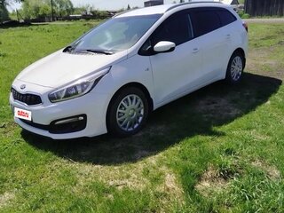 2018 Kia Ceed II Рестайлинг, белый, 1490000 рублей, вид 1