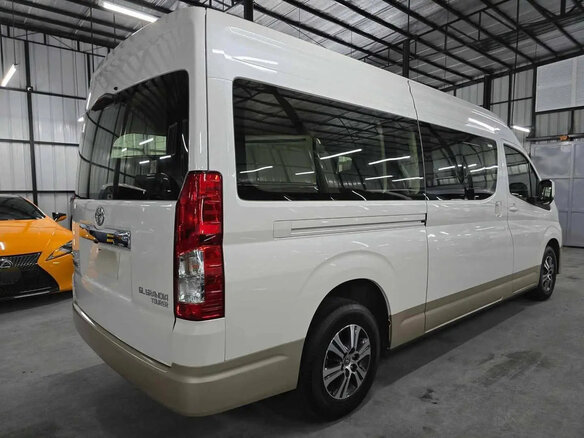 2026 Toyota HiAce H300, белый, 8716479 рублей - вид 2