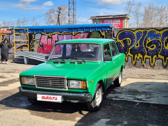 2005 Lada (ВАЗ) 2107, зелёный, 120000 рублей - вид 2
