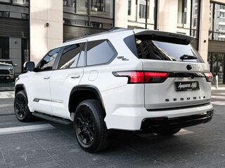 2026 Toyota Sequoia III, белый, 15990000 рублей, вид 3