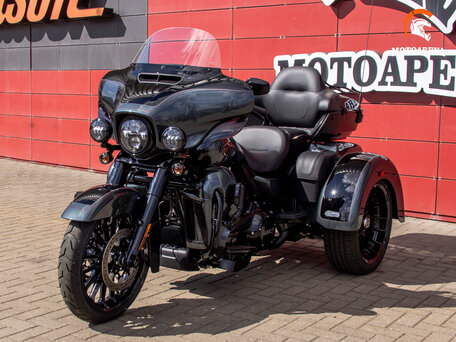 2025 Harley-Davidson Tri Glide, синий, 6657707 рублей, вид 3