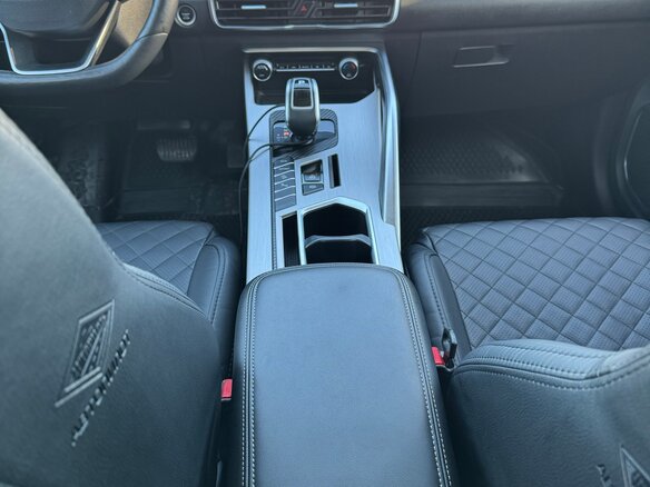 2021 Geely Coolray I, чёрный, 1650000 рублей - вид 8