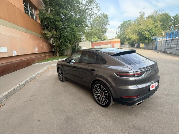 2019 Porsche Cayenne Coupé III, серый, 5750000 рублей - вид 8