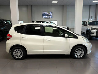 2012 Honda Fit II, белый, 840000 рублей, вид 5