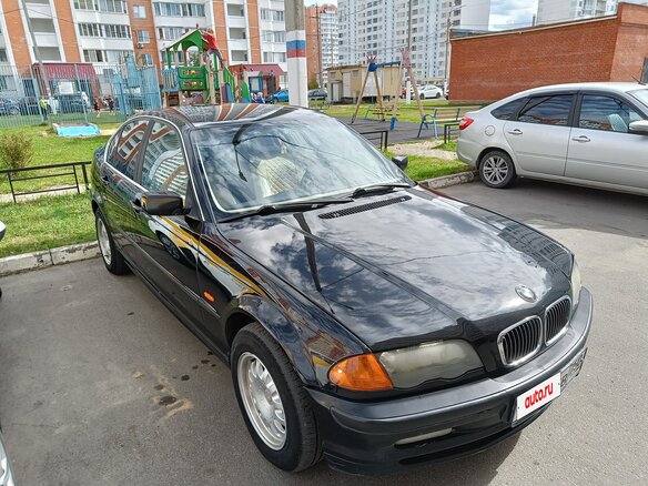 2000 BMW 3 серии 320i IV (E46), чёрный, 500000 рублей - вид 1
