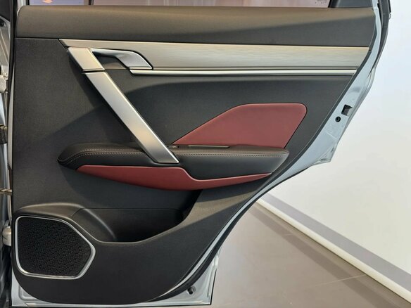 2021 Geely Coolray I, серый - вид 13