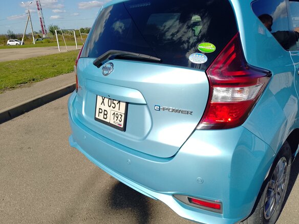 2017 Nissan Note e-Power II Рестайлинг, голубой, 1180000 рублей - вид 15
