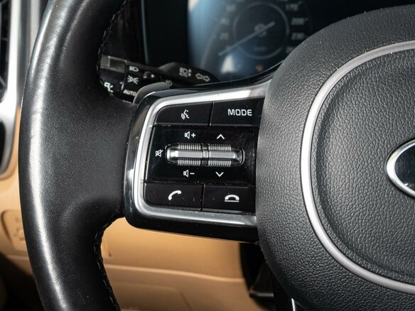 2021 Kia Sorento IV, белый - вид 17