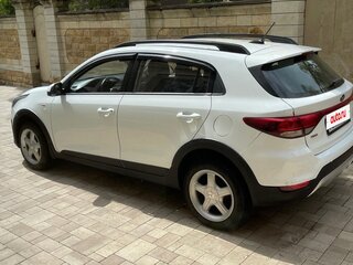 2019 Kia Rio X-Line IV, белый, 1180000 рублей, вид 4