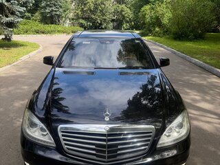 2010 Mercedes-Benz S-Класс 500 V (W221) Рестайлинг, чёрный, 1950000 рублей, вид 4