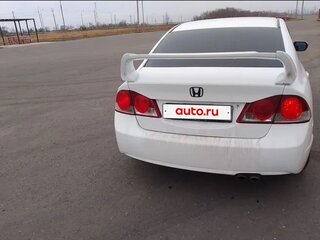 2008 Honda Civic VIII Рестайлинг, белый, 700000 рублей, вид 2