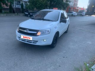 2012 Lada (ВАЗ) Granta I, белый, 225000 рублей, вид 1