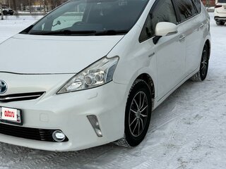 2014 Toyota Prius Alpha I (ZVW40/41), белый, 1200000 рублей, вид 1