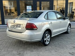 2012 Volkswagen Polo V, серый, 500000 рублей, вид 3