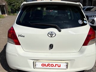 2007 Toyota Vitz II (XP90), белый, 560000 рублей, вид 5